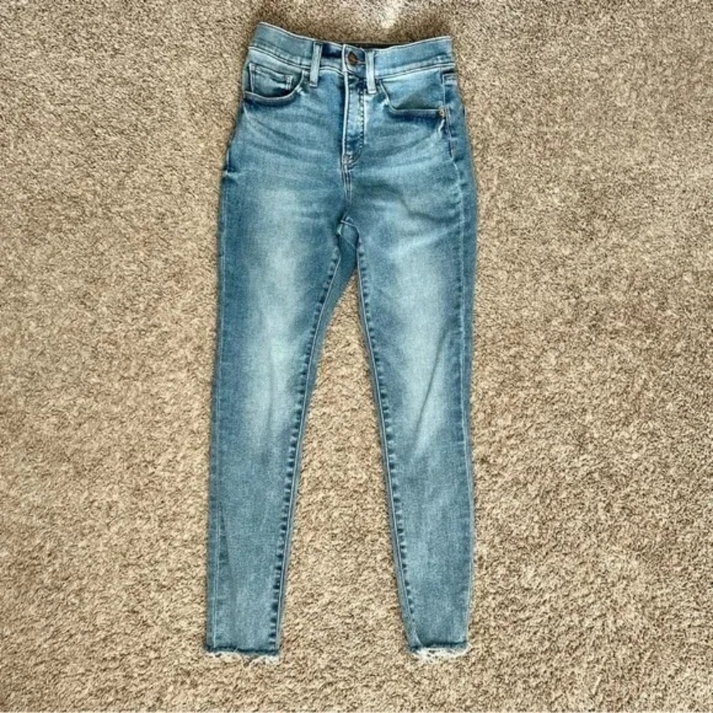 Express‎ I Skinny High Rise Jeans I Size 0R I Raw Hem, Light Wash Distressed